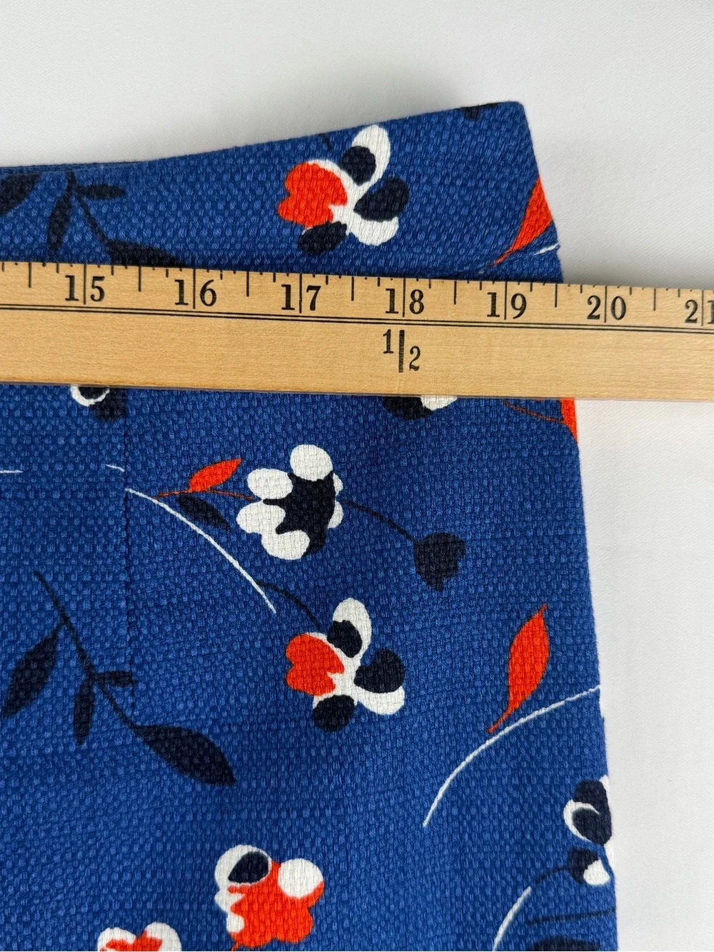 Boden Blue Floral Pencil Skirt & Red & White Floral Accents- Beautiful EUC 14R